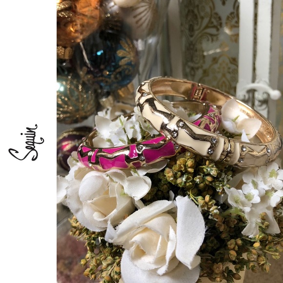 🌷🎉HP🎉SEQUIN Brand Hinge Enamel Bangle - Picture 4 of 8